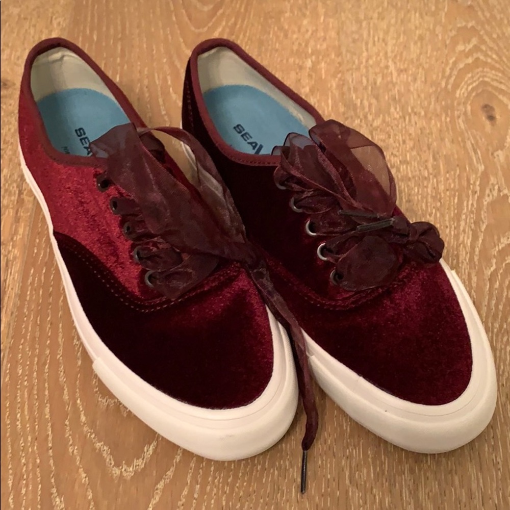 SeaVees by JCrew legend sneaker
